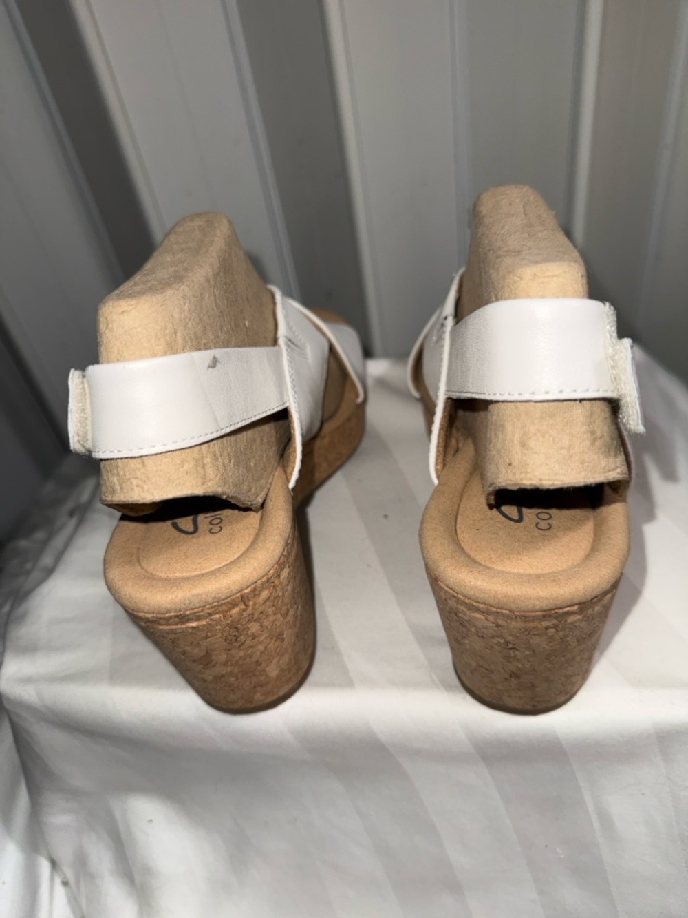 NWOT - Clarks White Leather Cork Wedge Sandal with Gold Buckle - Picture 5 of 6